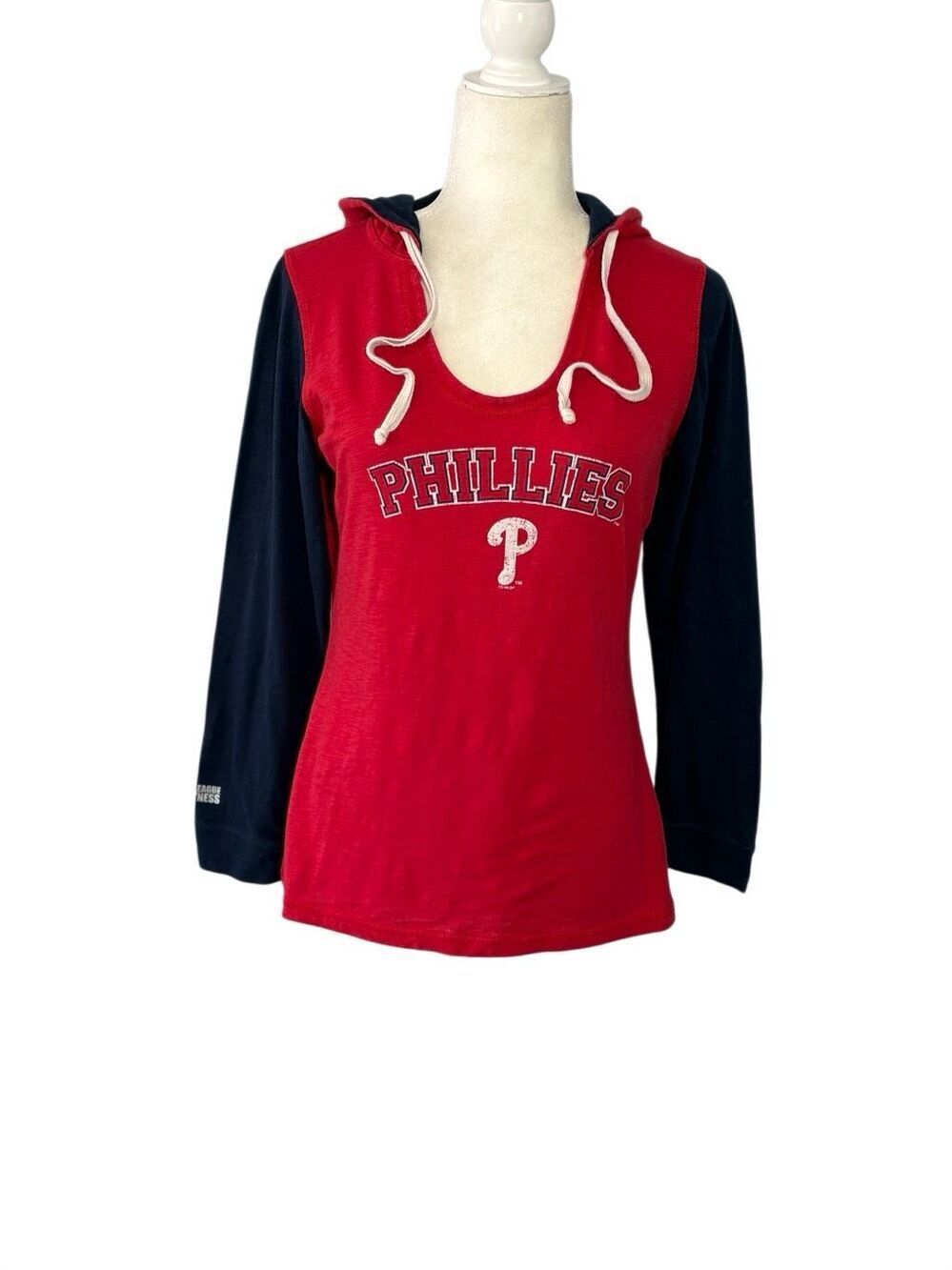 MLB Philadelphia Phillies long sleeve hooded t-shirt - M